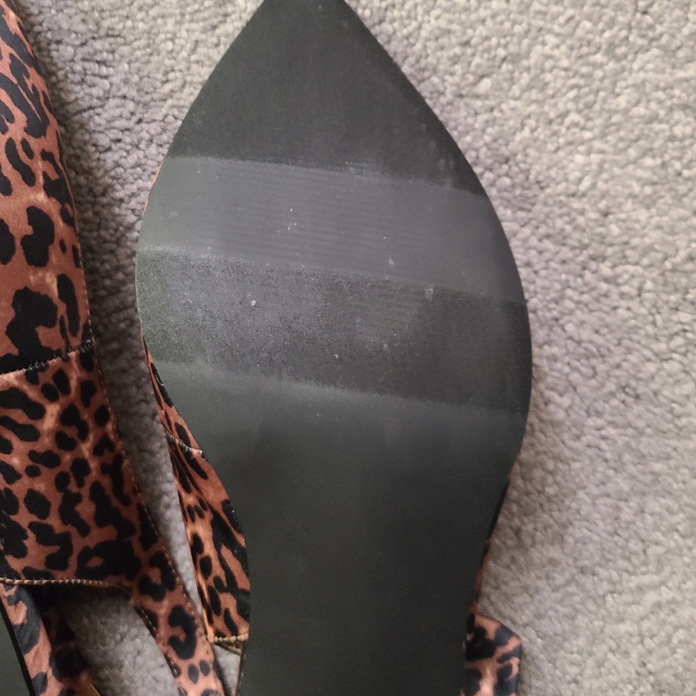Torrid Betsey Johnson Leopard Pointed Heels - Picture 9 of 9